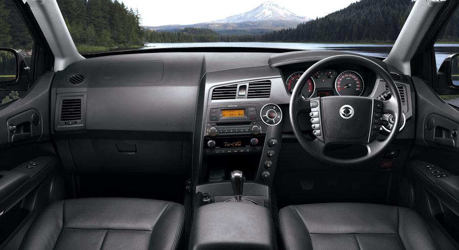  SsangYong Korando Sports 2012 года  (фото 2 из 11)